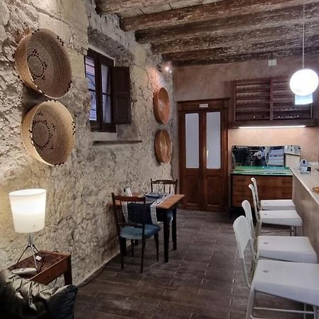 شقة Loft Sant' Efisio كالياري المظهر الخارجي الصورة