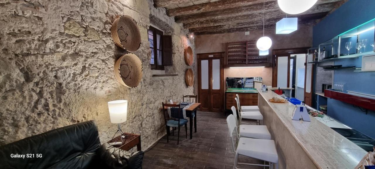 شقة Loft Sant' Efisio كالياري المظهر الخارجي الصورة